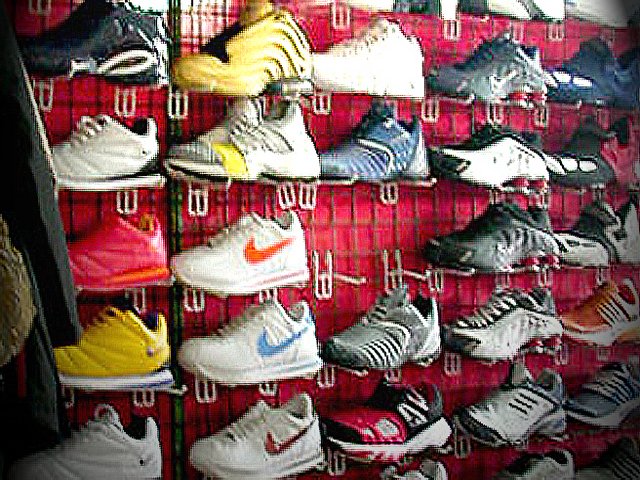 Kuwentong Kalye | Shoes